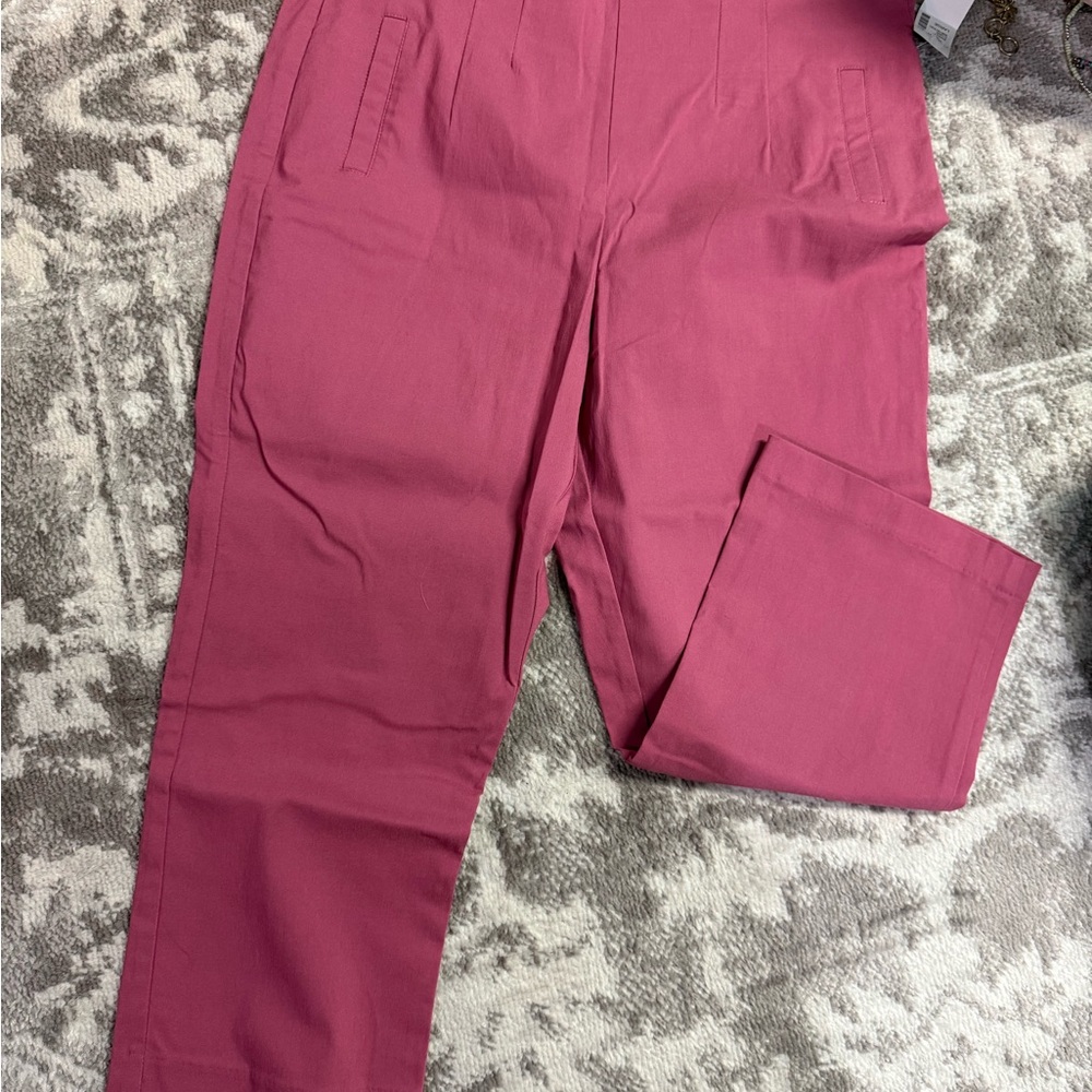 Maurices Rose capri length pull on pants